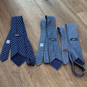 Only Navy and Teal Patterned Ties
